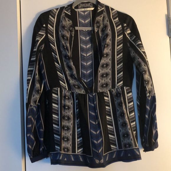 4/$20 🍂 Twelfth Street Designer Silk Top - Picture 3 of 13